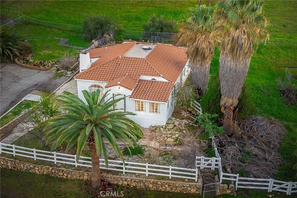 Photo of 17011 Gunnerson St, Lake Elsinore, CA 92530 (MLS # SW26039676)