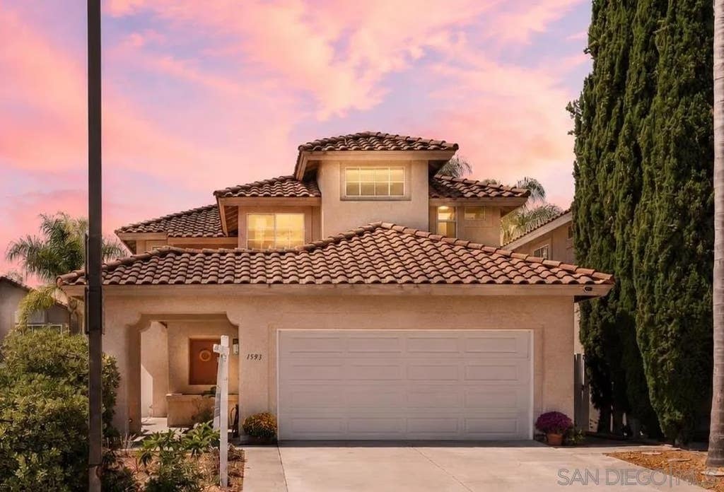Photo of 1593 Avenida Guillermo, Oceanside, CA 92056 (MLS # 260013541)