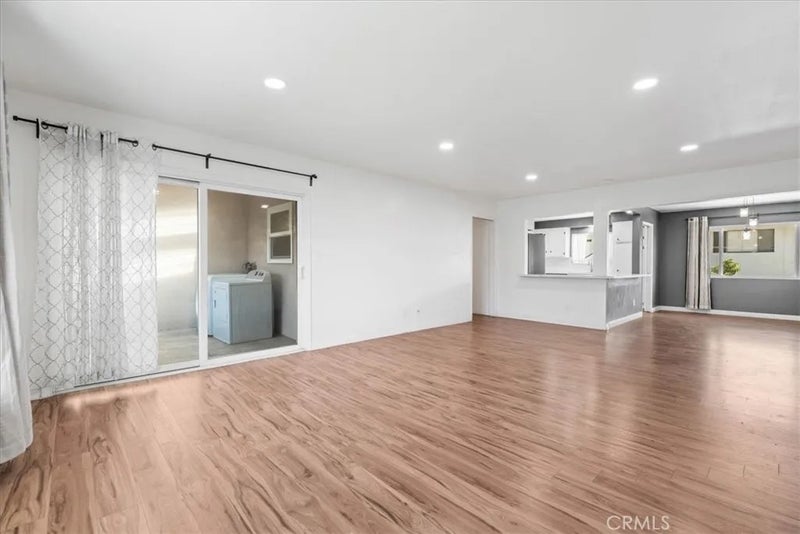 2018 Las Vegas Avenue 4