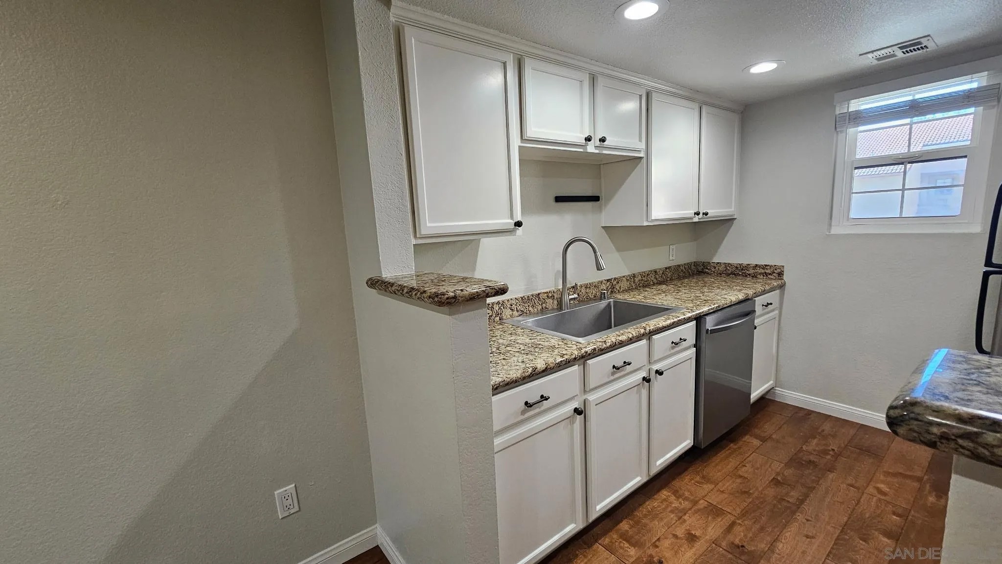12091 Alta Carmel Ct 10
