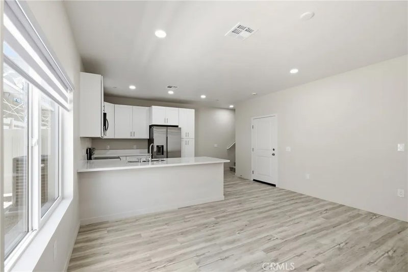8181 Amerena Way