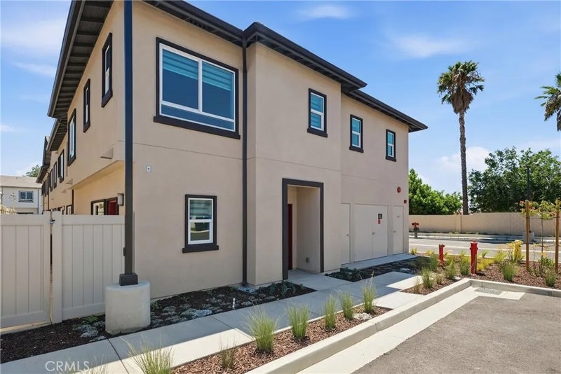 8181 Amerena Way