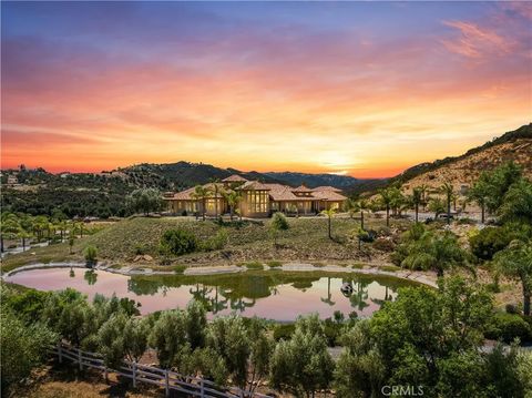 37565 Calle De Companero Murrieta CA 92562