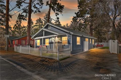 Photo of 44634 Barton Ln, Sugarloaf, CA 92386 (MLS # IG26031431)