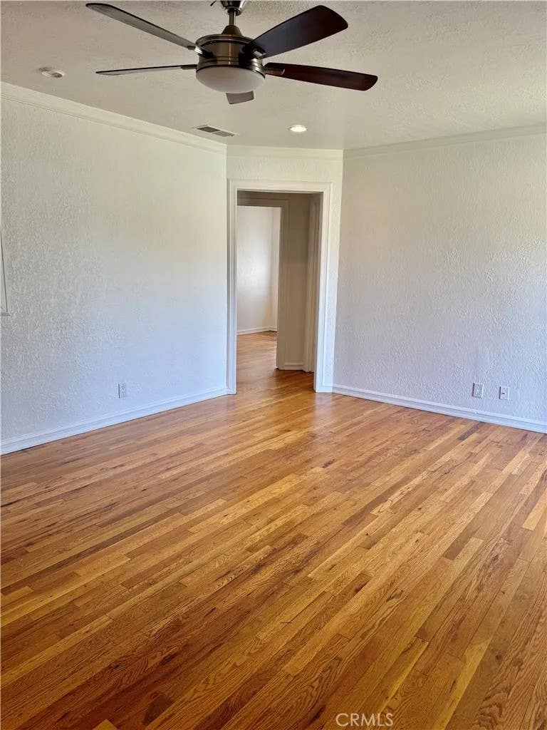 Photo of 1020 W 24th St, Merced, CA 95340 (MLS # MC26094848)