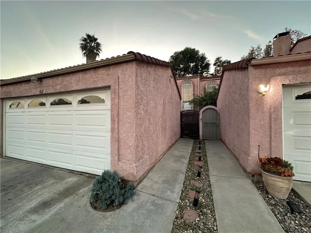 Photo of 165 Racquet Club Expressway, Compton, CA 90220 (MLS # PW26076460)