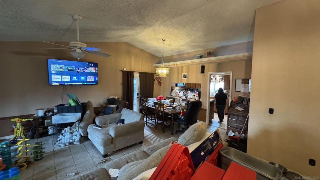 Photo of 3642 W Redlands Ave, Fresno, CA 93722 (MLS # 2600722)