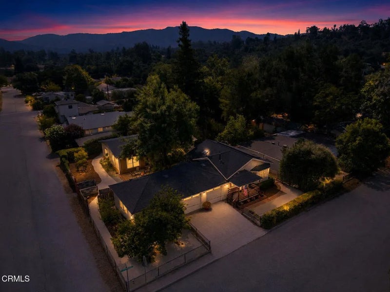 233 El Plano Drive