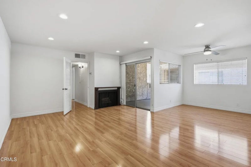 2386 E Del Mar Boulevard 220