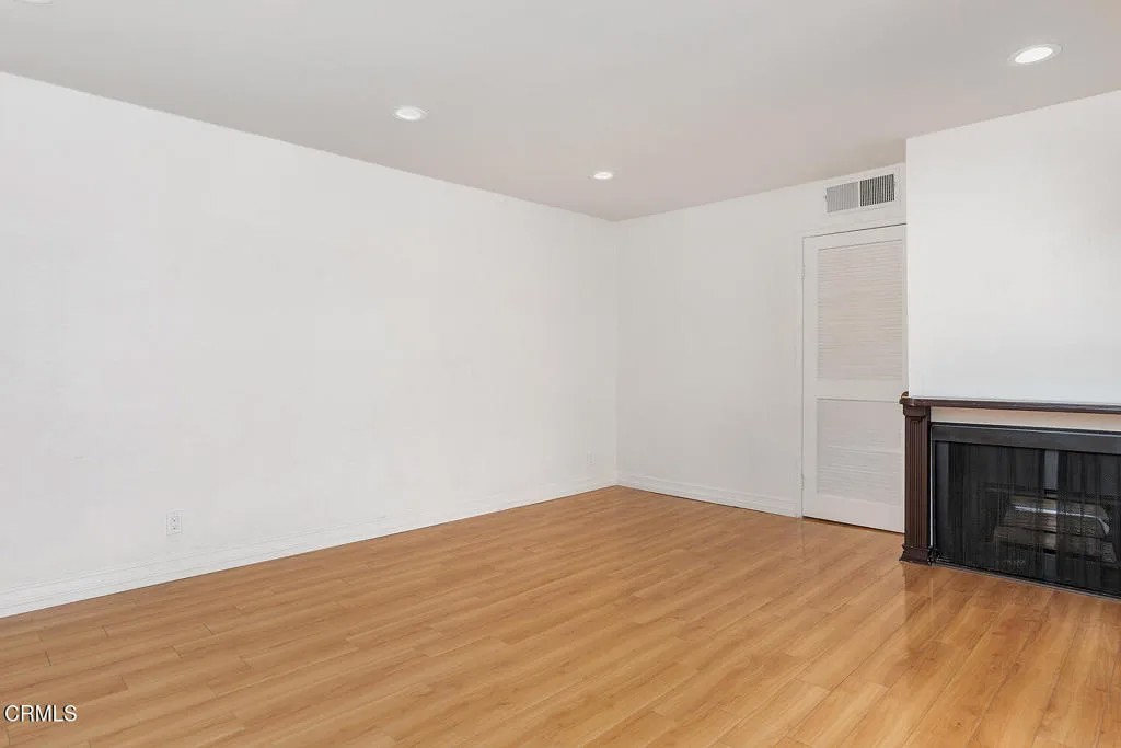 2386 E Del Mar Boulevard 220