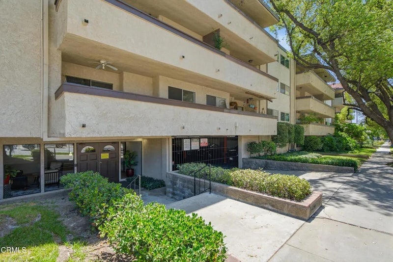 2386 E Del Mar Boulevard 220