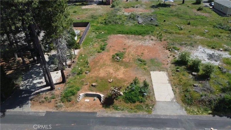 14002 Pineland