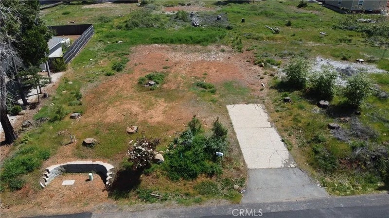 14002 Pineland
