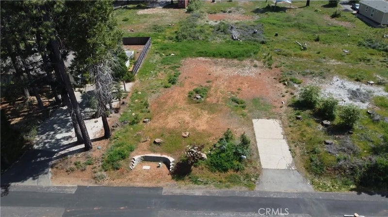 14002 Pineland