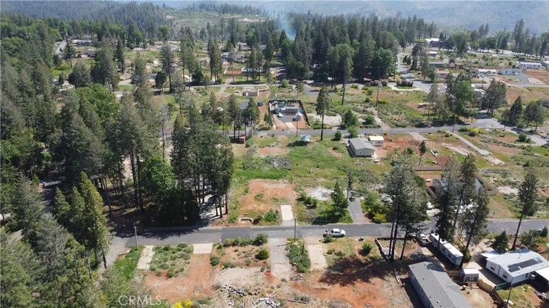 14002 Pineland