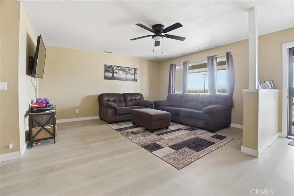 10911 Caribou Avenue