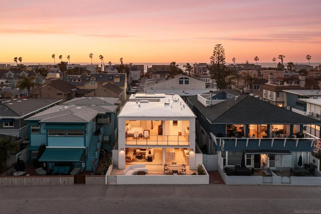 Photo of 2841 Bayside Walk, San Diego, CA 92109 (MLS # 260005689)