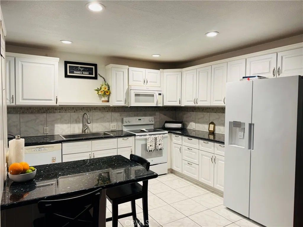 Photo of 4740 Whitney Avenue, Carmichael, CA 95608 (MLS # IV26043961)