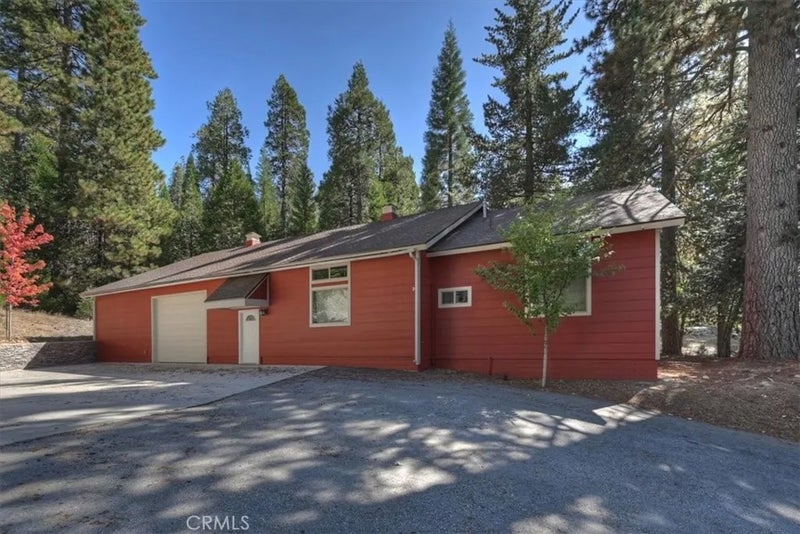 411 Grass Valley
