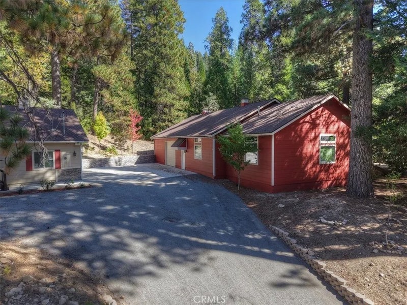 411 Grass Valley