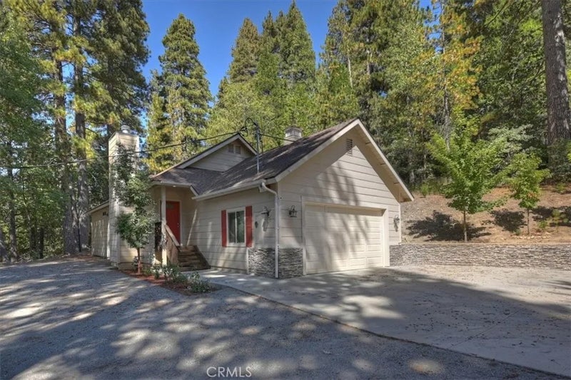 411 Grass Valley