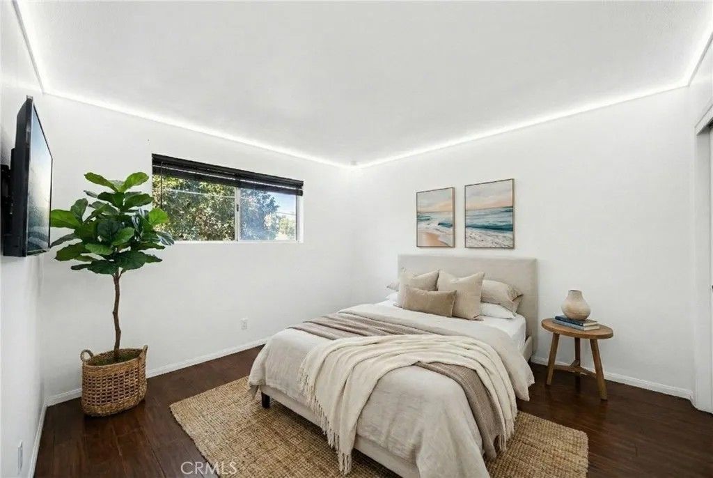 Photo of 1101 Lincoln Boulevard #1A, Santa Monica, CA 90403 (MLS # PV26010400)