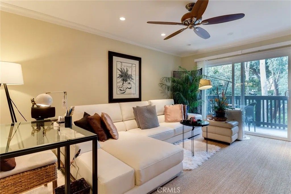 Photo of 3604 W W Estates Lane #306, Rolling Hills Estates, CA 90274 (MLS # SB25277216)