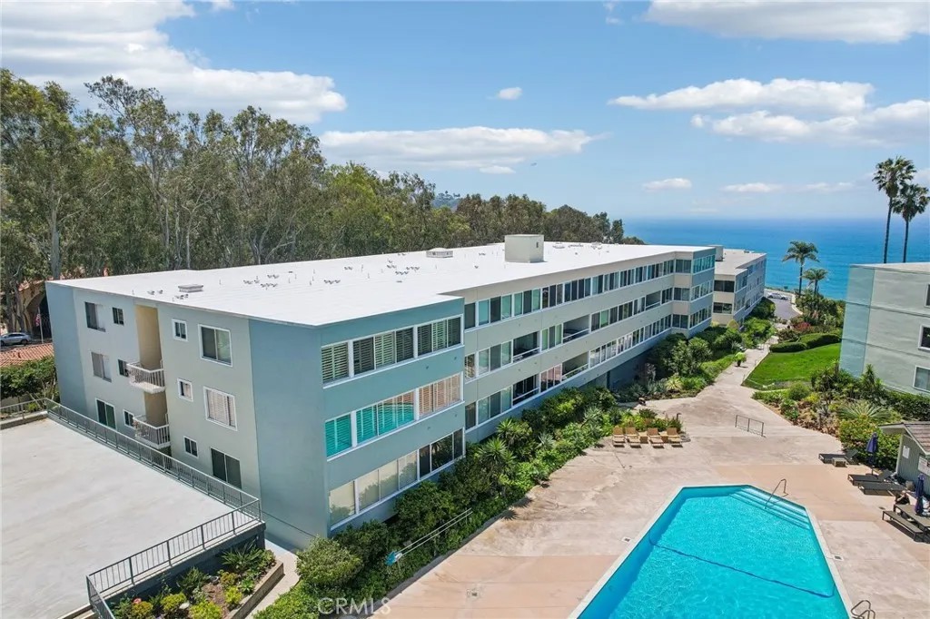 645 Paseo De La Playa 201