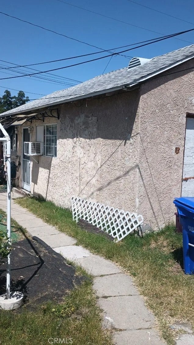 8894 Juniper