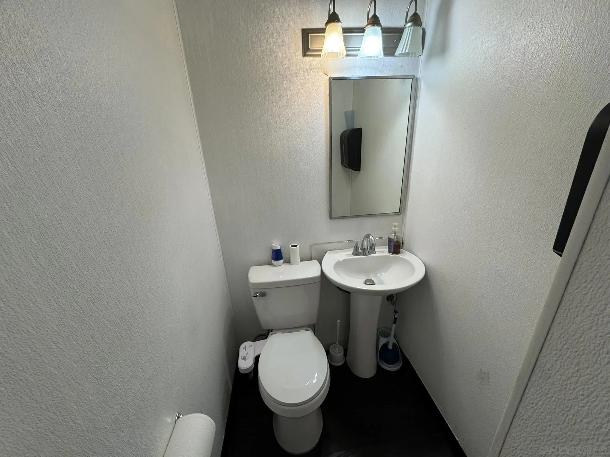 Lakeside, California 92040, United States, ,Commercial,Active,127528