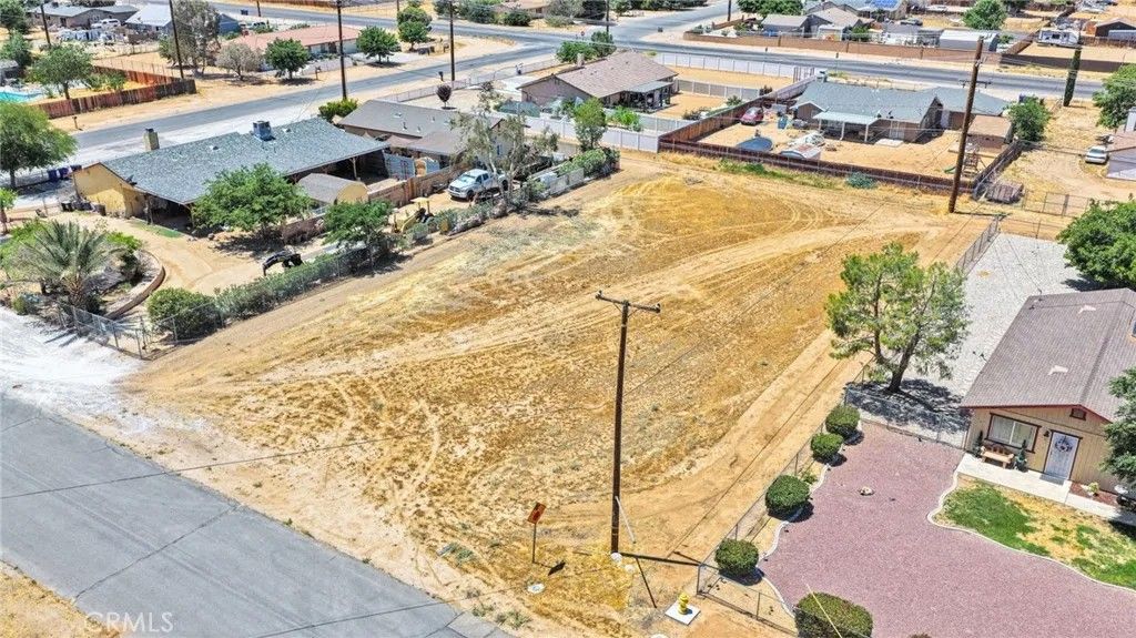 Photo of 0 Saratoga Rd, Apple Valley, CA 92308 (MLS # IG26109943)