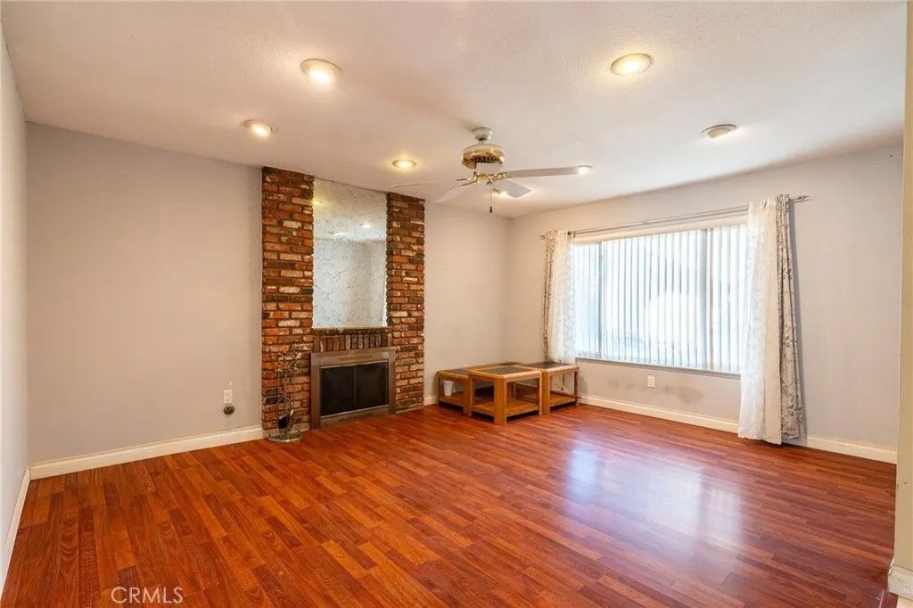 Photo of 324 S Palo Cedro Dr, Diamond Bar, CA 91765 (MLS # WS25274702)