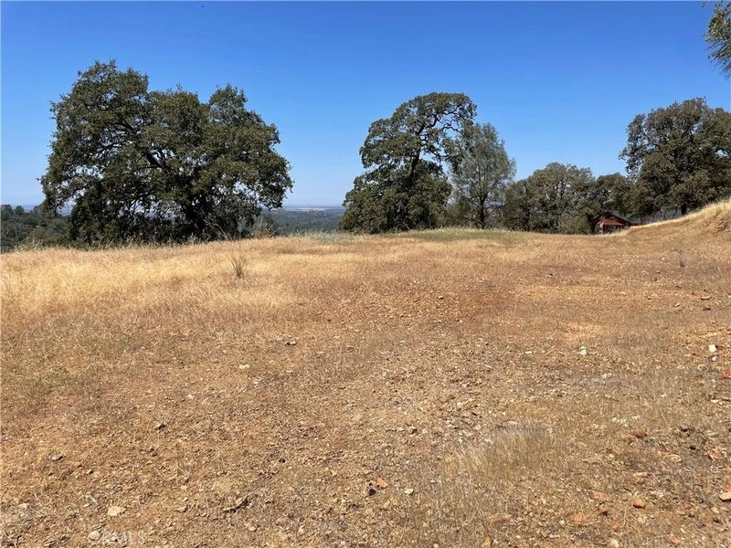 7607 White Oak