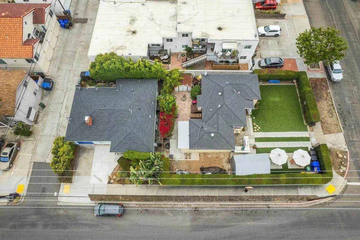 San Diego, California 92109, United States, 5 Bedrooms Bedrooms, ,3 BathroomsBathrooms,Residential,Active,189043