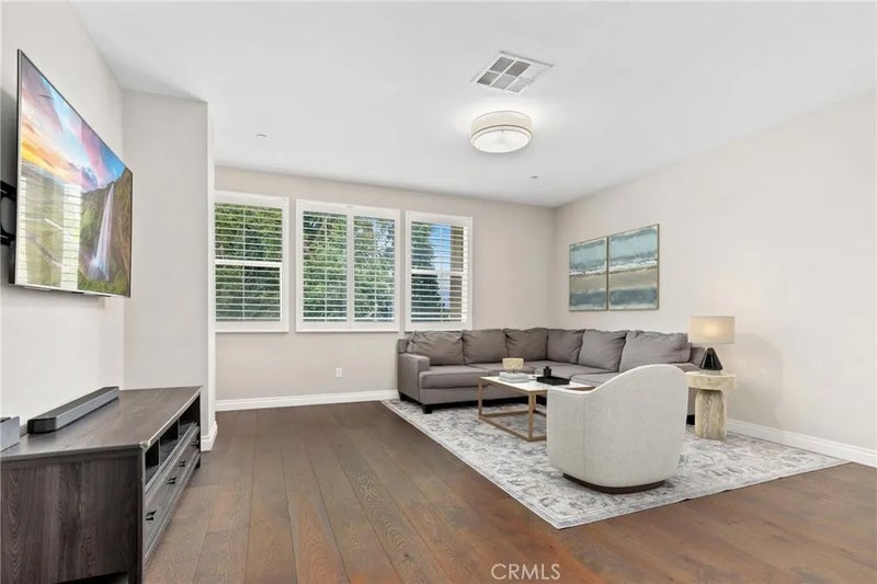 649 W Foothill Boulevard 2