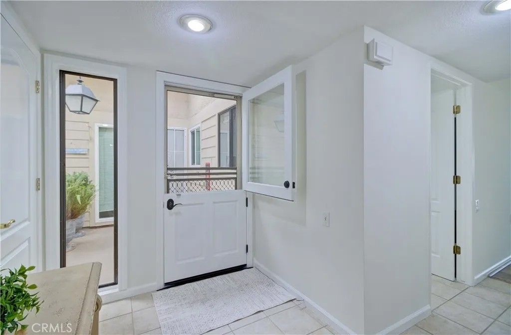 Photo of 3123 Via Serena #Q, Laguna Woods, CA 92637 (MLS # OC26048392)