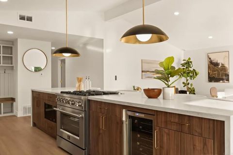 Photo of 835 Cathy Lane, Cardiff By The Sea, CA 92007 (MLS # PTP2508089)