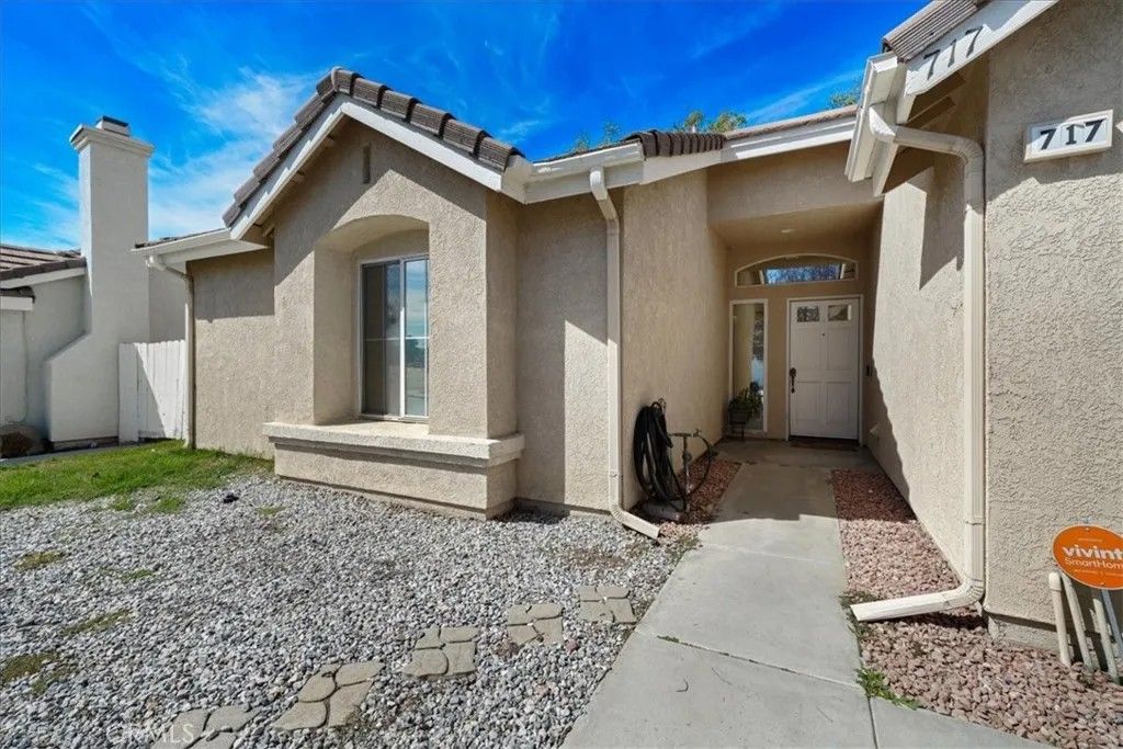 Photo of 717 Balsam Way, Hemet, CA 92545 (MLS # OC26046808)