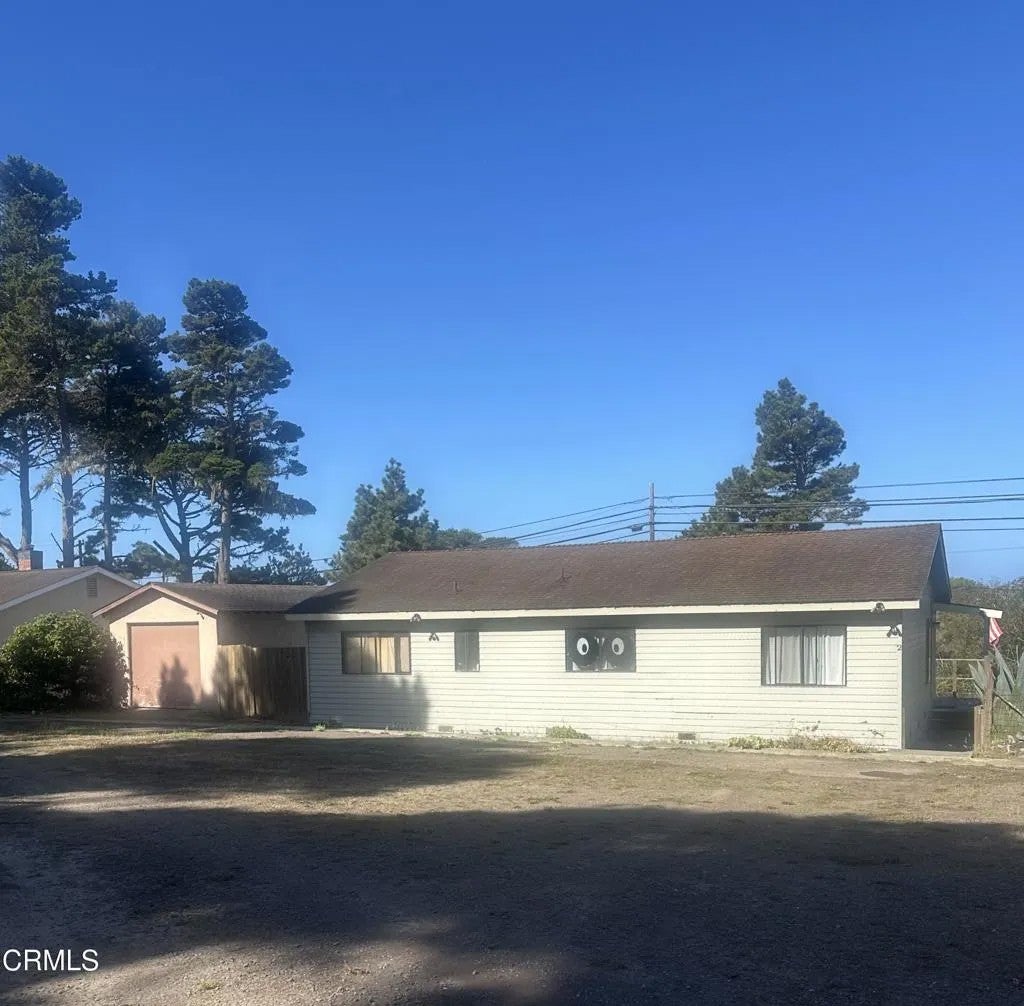 16451 N Highway 1