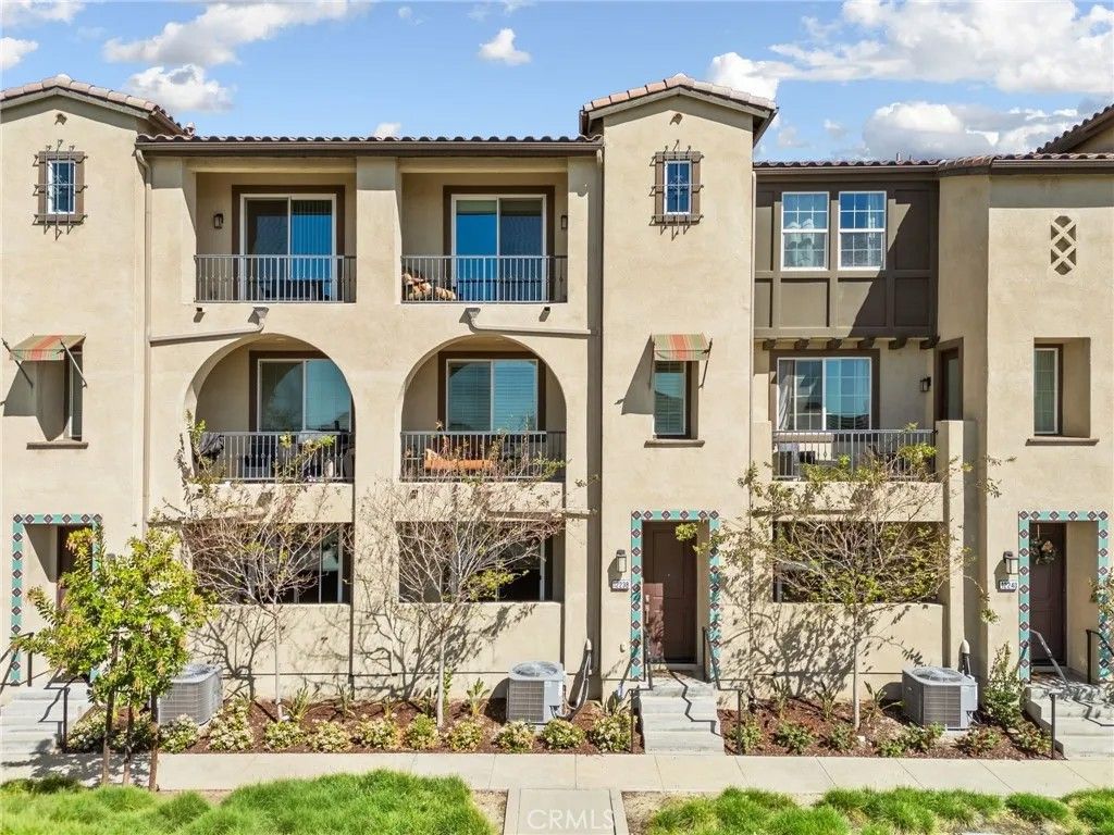 Photo of 12238 Veranda Dr, Rancho Cucamonga, CA 91739 (MLS # CV26072247)