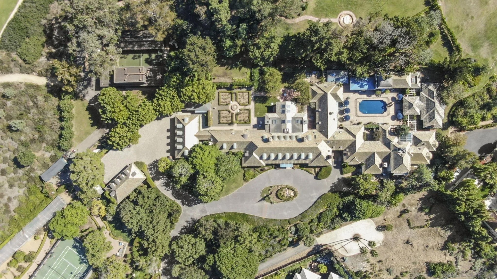 7007 Country Club Drive
