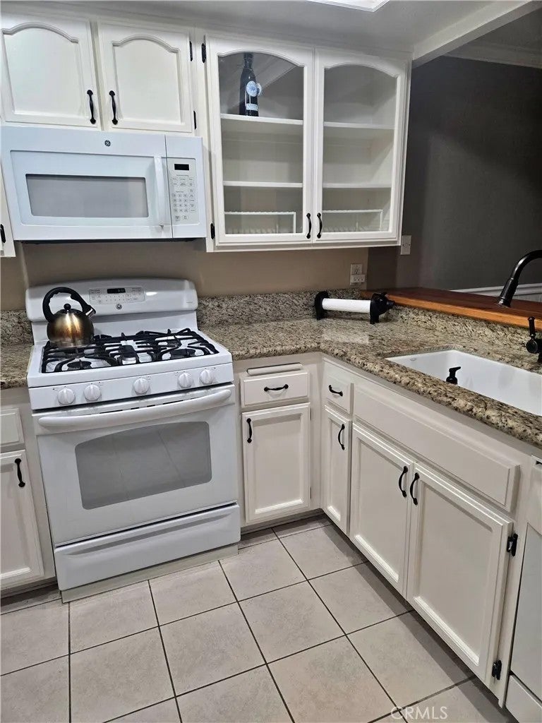 1275 W Capitol 113