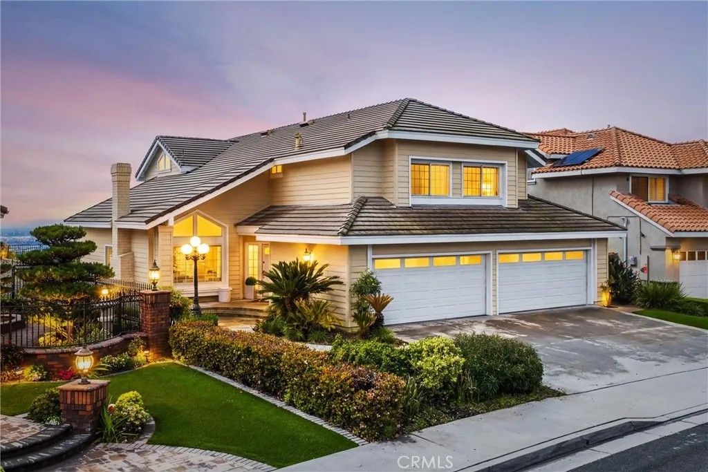 Photo of 2686 N Meredith St, Orange, CA 92867 (MLS # PW26035918)