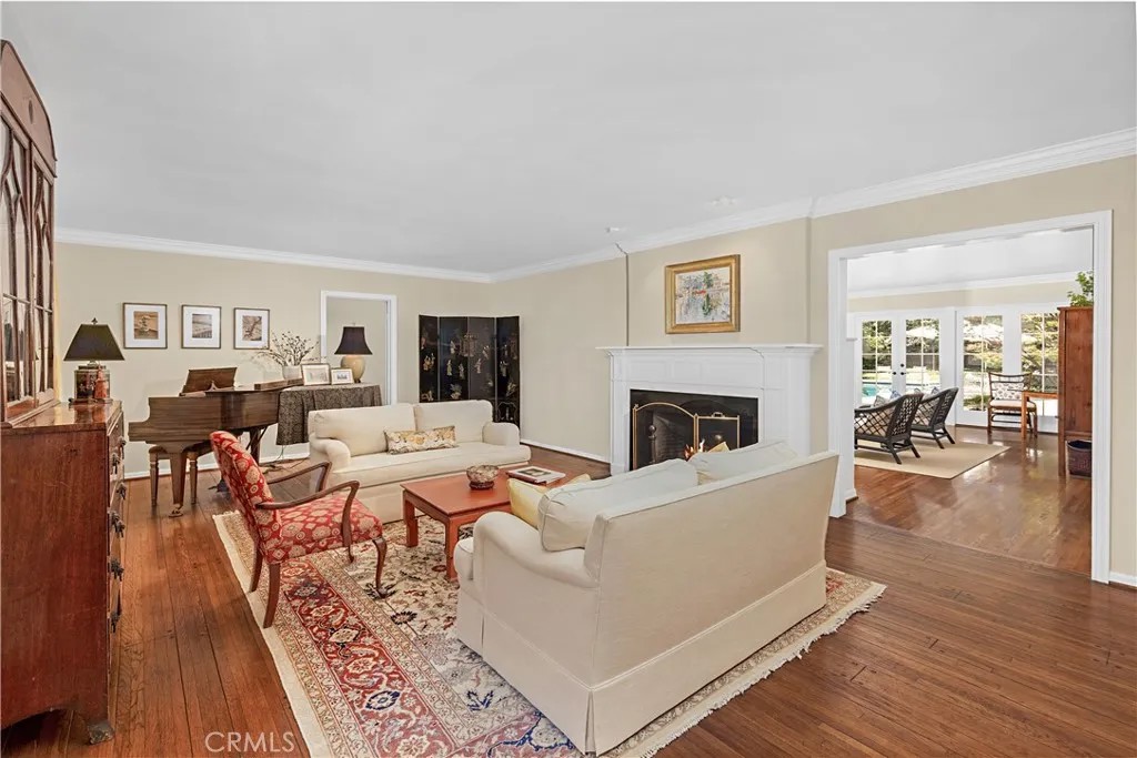 275 Hacienda Drive