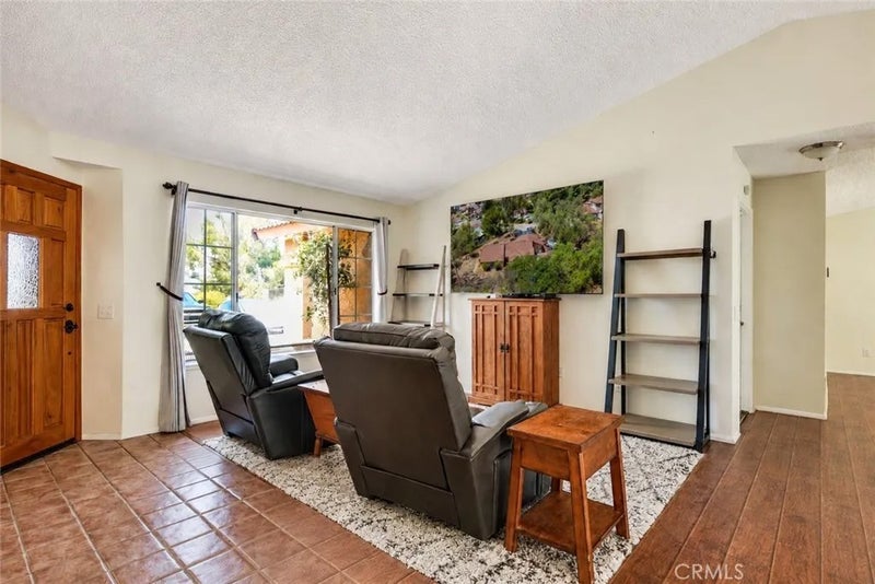 6773 Sunnyvale Drive