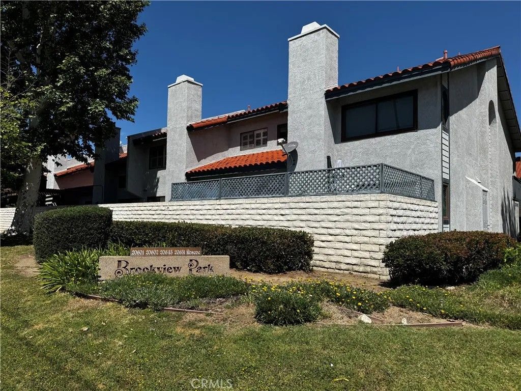 Photo of 20607 Roscoe Blvd #C, Winnetka, CA 91306 (MLS # SR26081221)