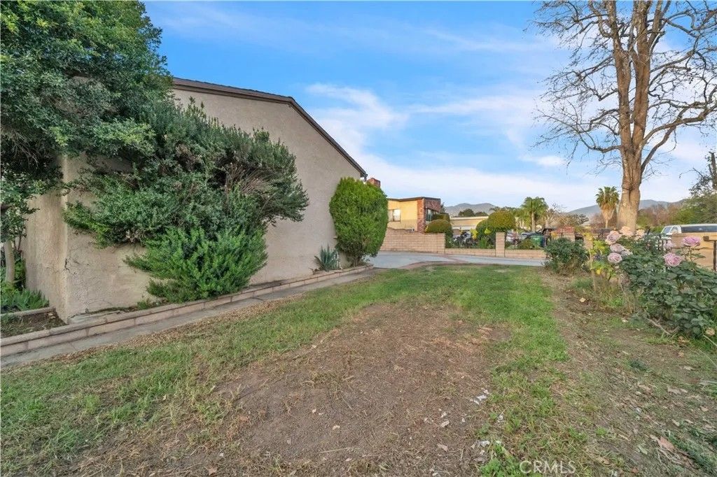 Photo of 14357 Herron Street, Sylmar, CA 91342 (MLS # OC26027360)