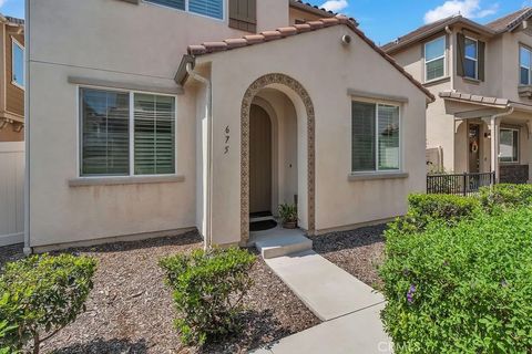 Photo of 675 S Mandarin Ln, Rialto, CA 92376 (MLS # IV26076001)