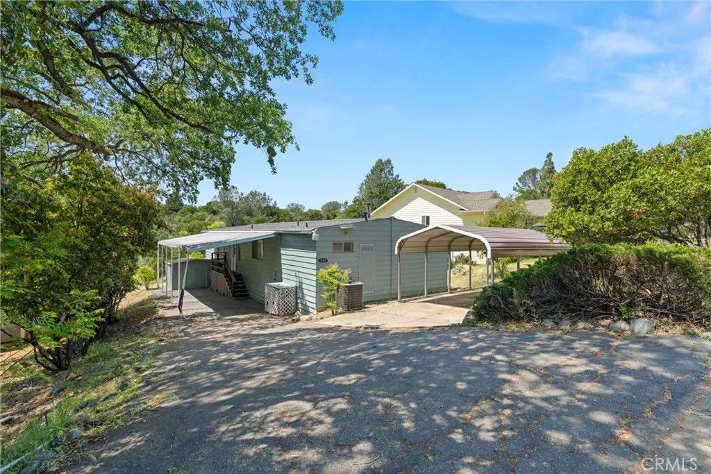 Photo of 557 Silver Leaf Drive, Oroville, CA 95966 (MLS # OR26070741)