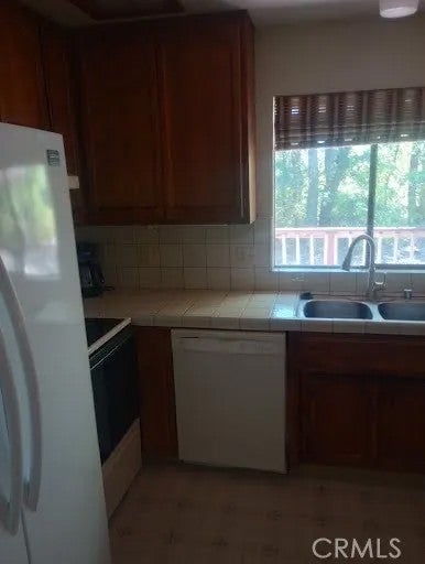 4190 Highland Springs